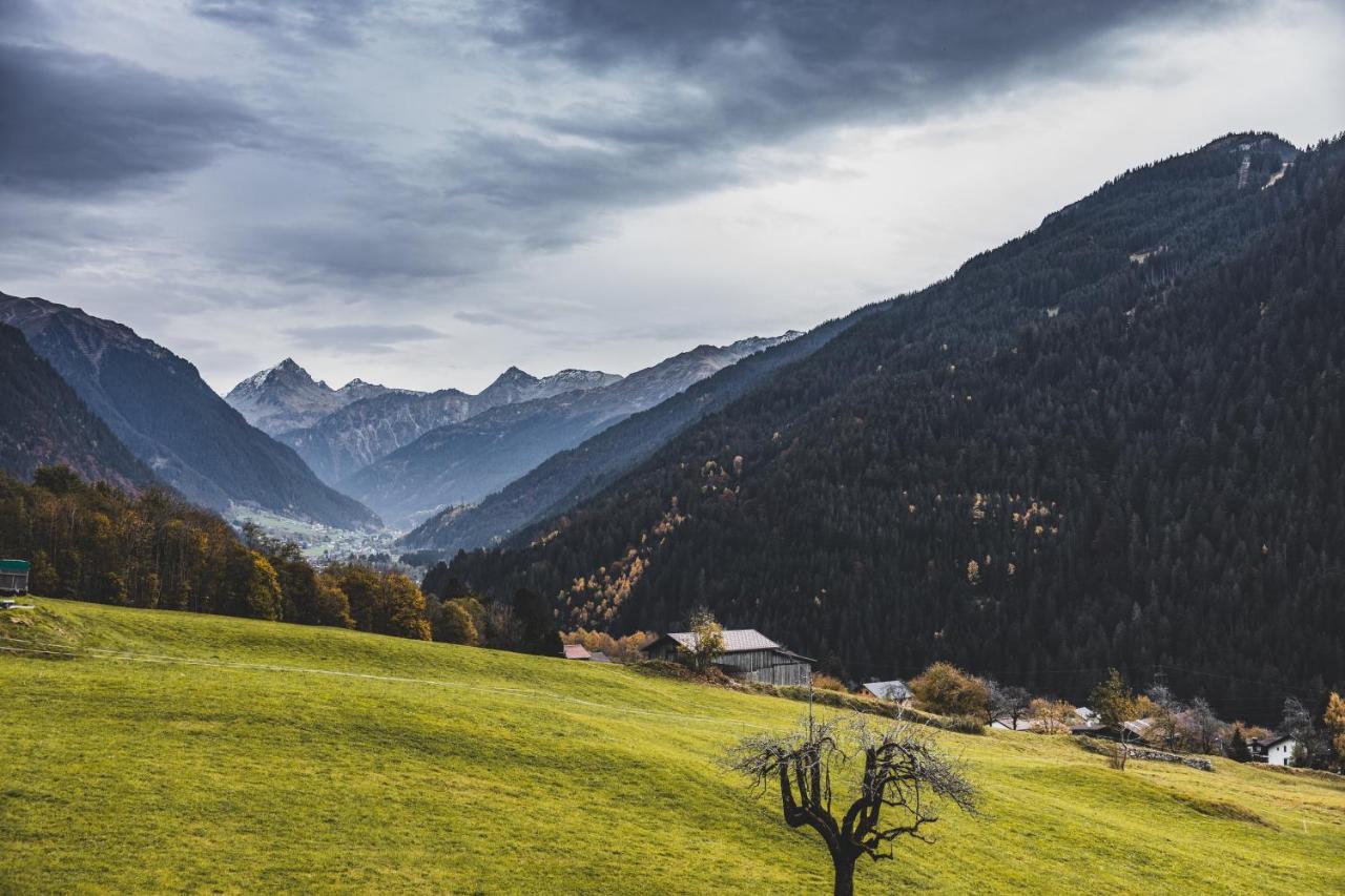 Tante Anna - Retreats Mit Weitblick Aparthotel Sankt Gallenkirch Exterior photo